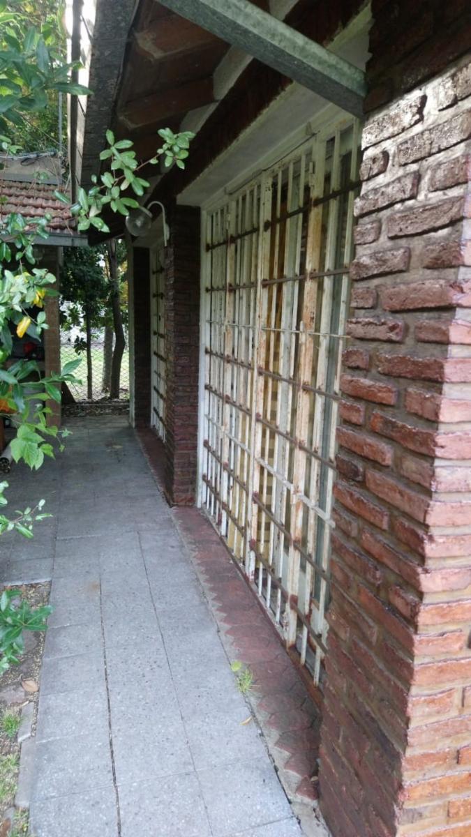 Casa · 100m² · 3 Ambientes · 1 Cochera REMEDIOS , Parque Leloir, Ituzaingó — foto 8