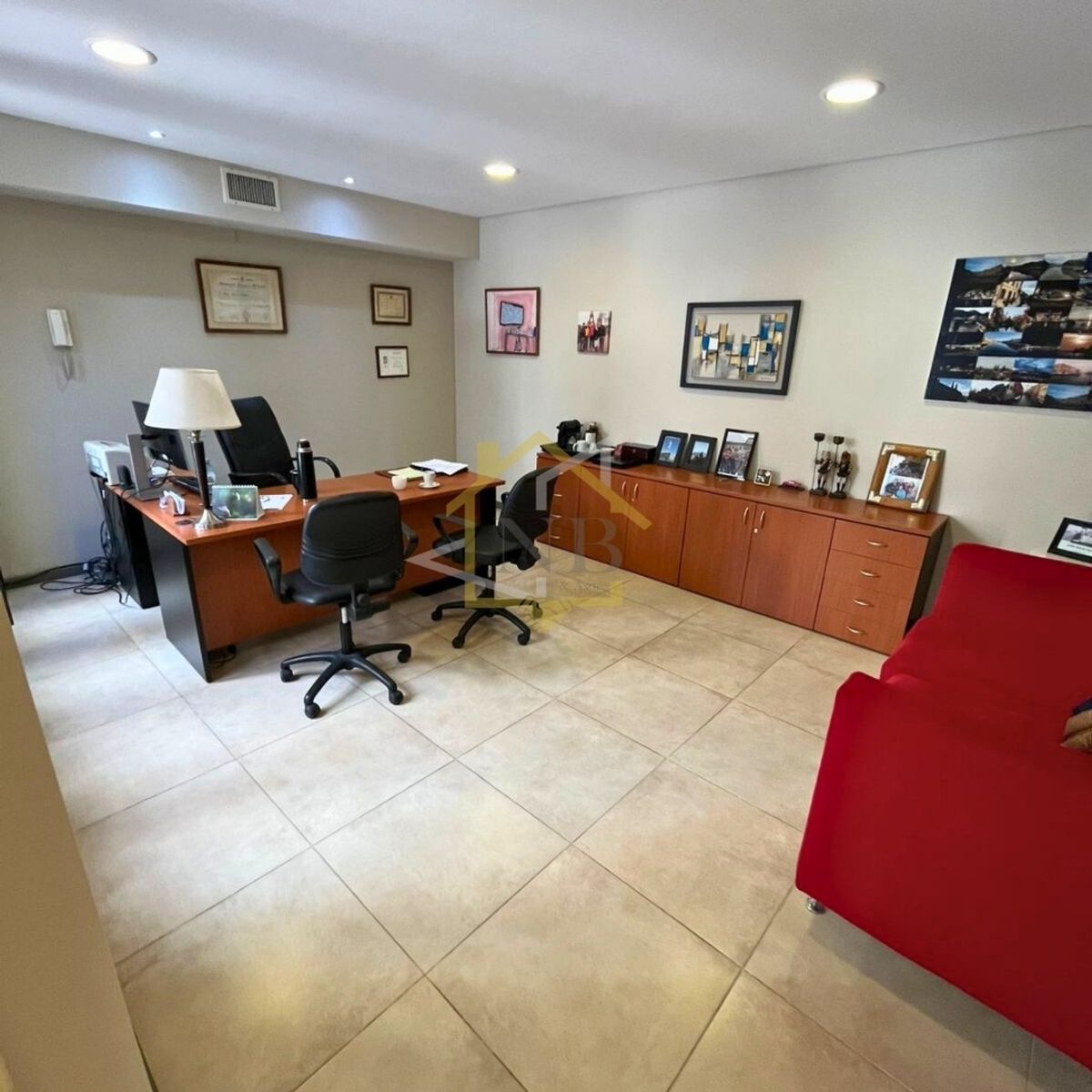 EXCELENTE OFICINA EN VENTA ZONA MACROCENTRO - 5