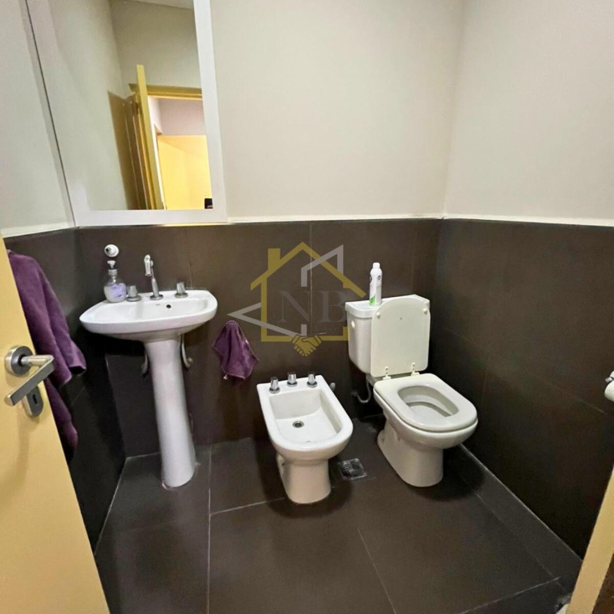 EXCELENTE OFICINA EN VENTA ZONA MACROCENTRO - 8