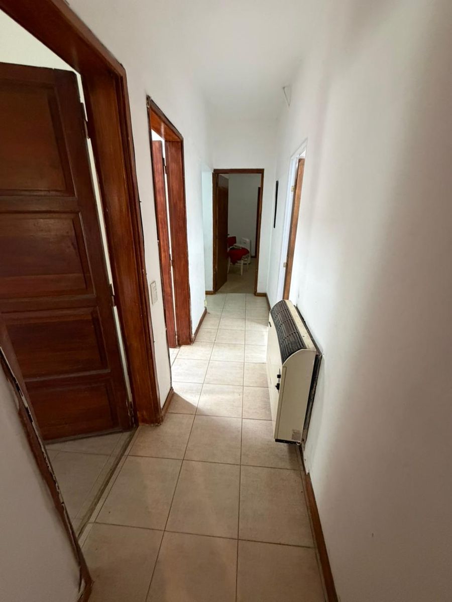 EXCELENTE CASA DE 3 DORMITORIOS EN VENTA BARRIO BANDA NORTE - 11
