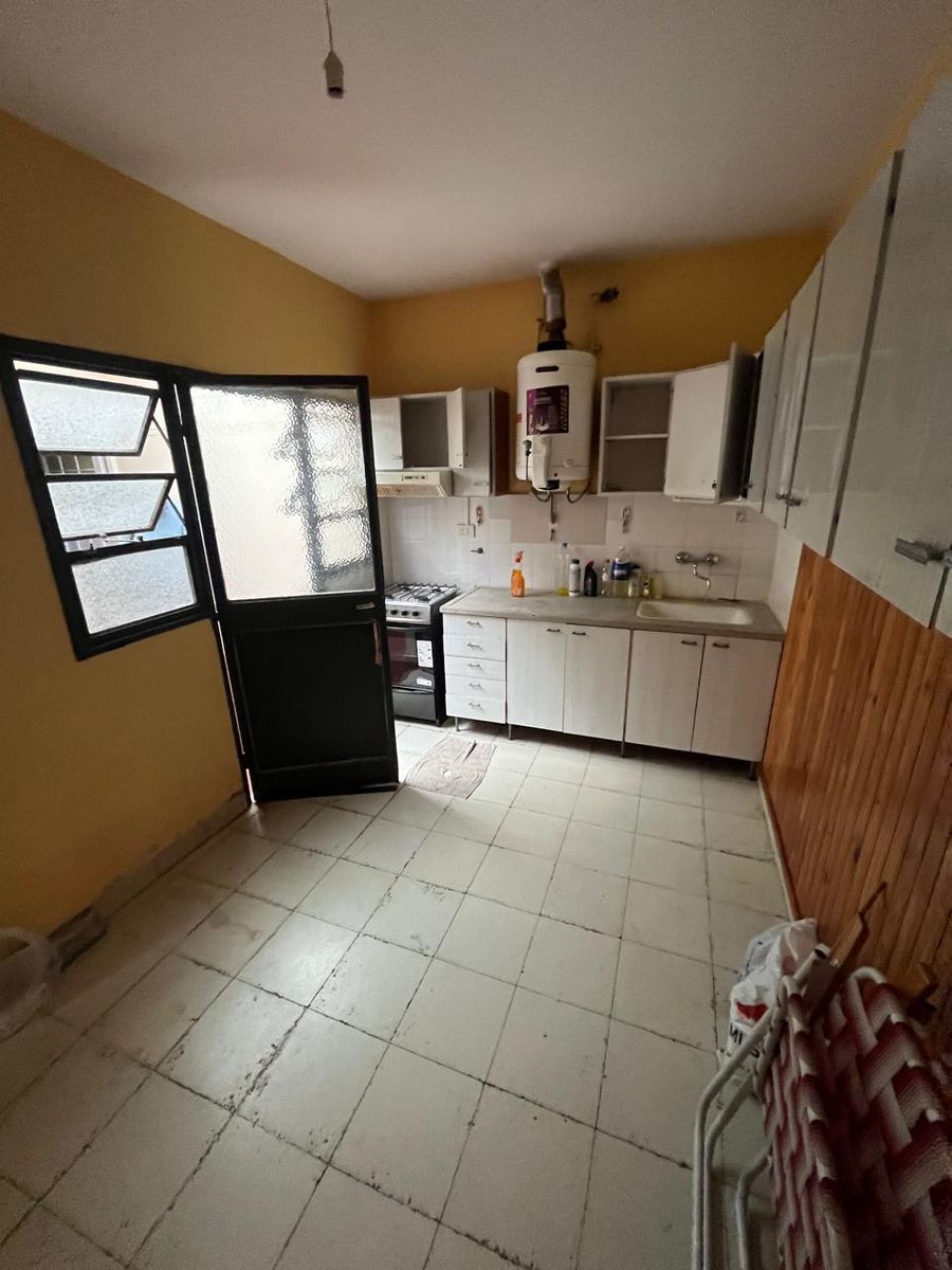 CASA EN VENTA DE 3 DORMITORIOS ZONA ABILENE - 3