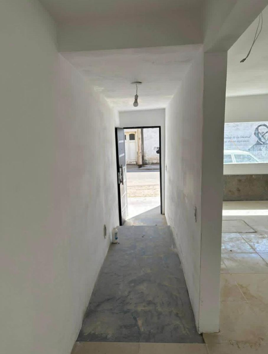 VENDO DUPLEX/CASA EN ZONA MICROCENTRO - 2