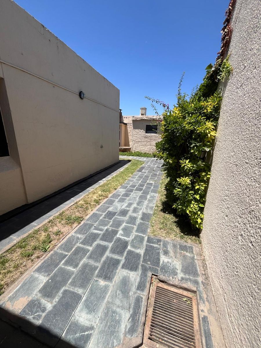 OPORTUNIDAD CASA EN VENTA BARRIO BIMACO - 9