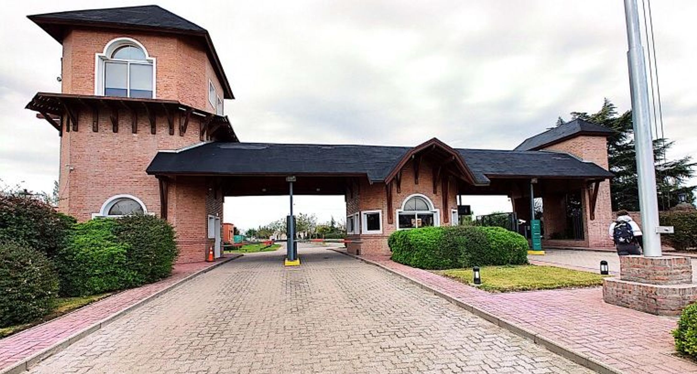 LOTE EN COUNTRY RIVERSIDE ETAPA 2