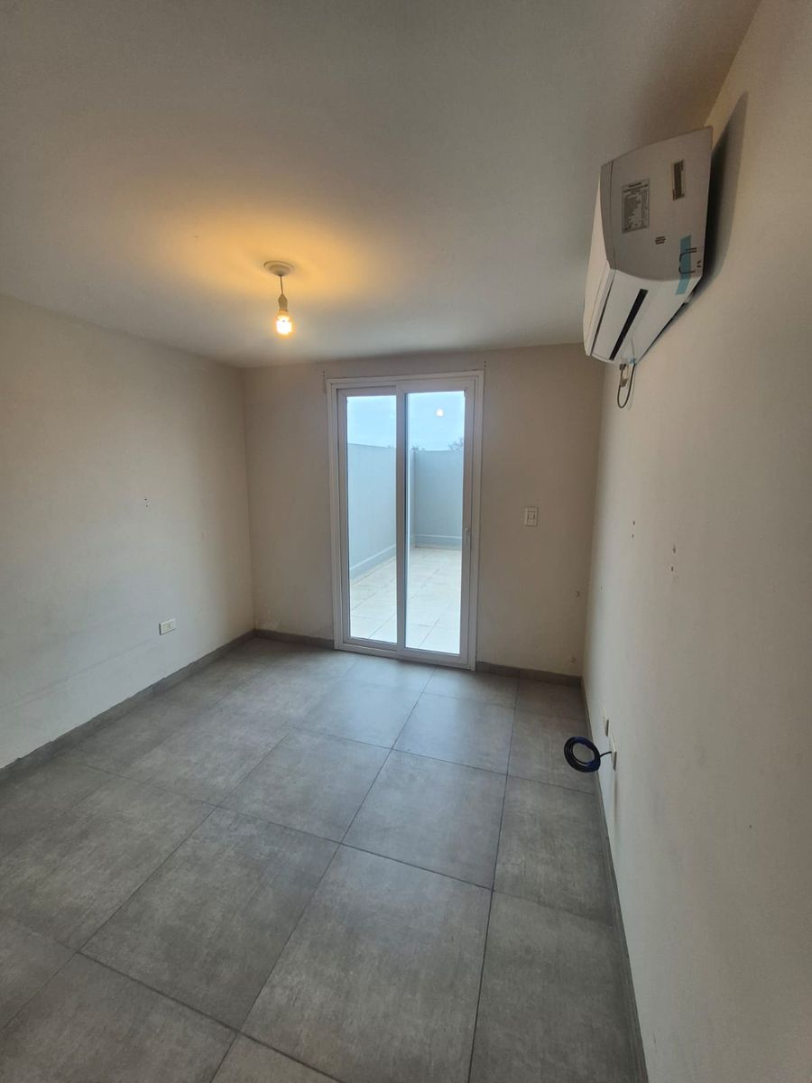 DEPARTAMENTO EN BUCARE 4 - 2