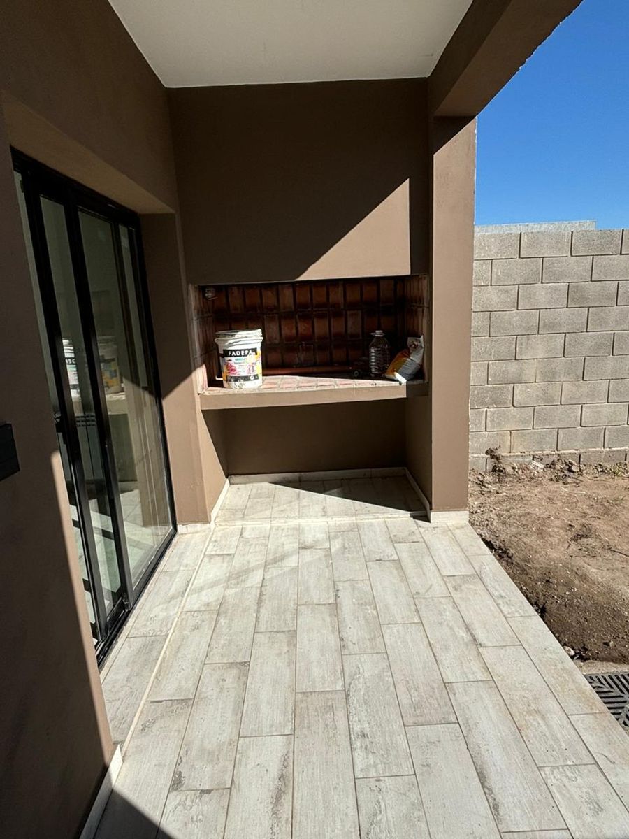 EXCELENTE DUPLEX EN BARRIO FORESTA — foto 4