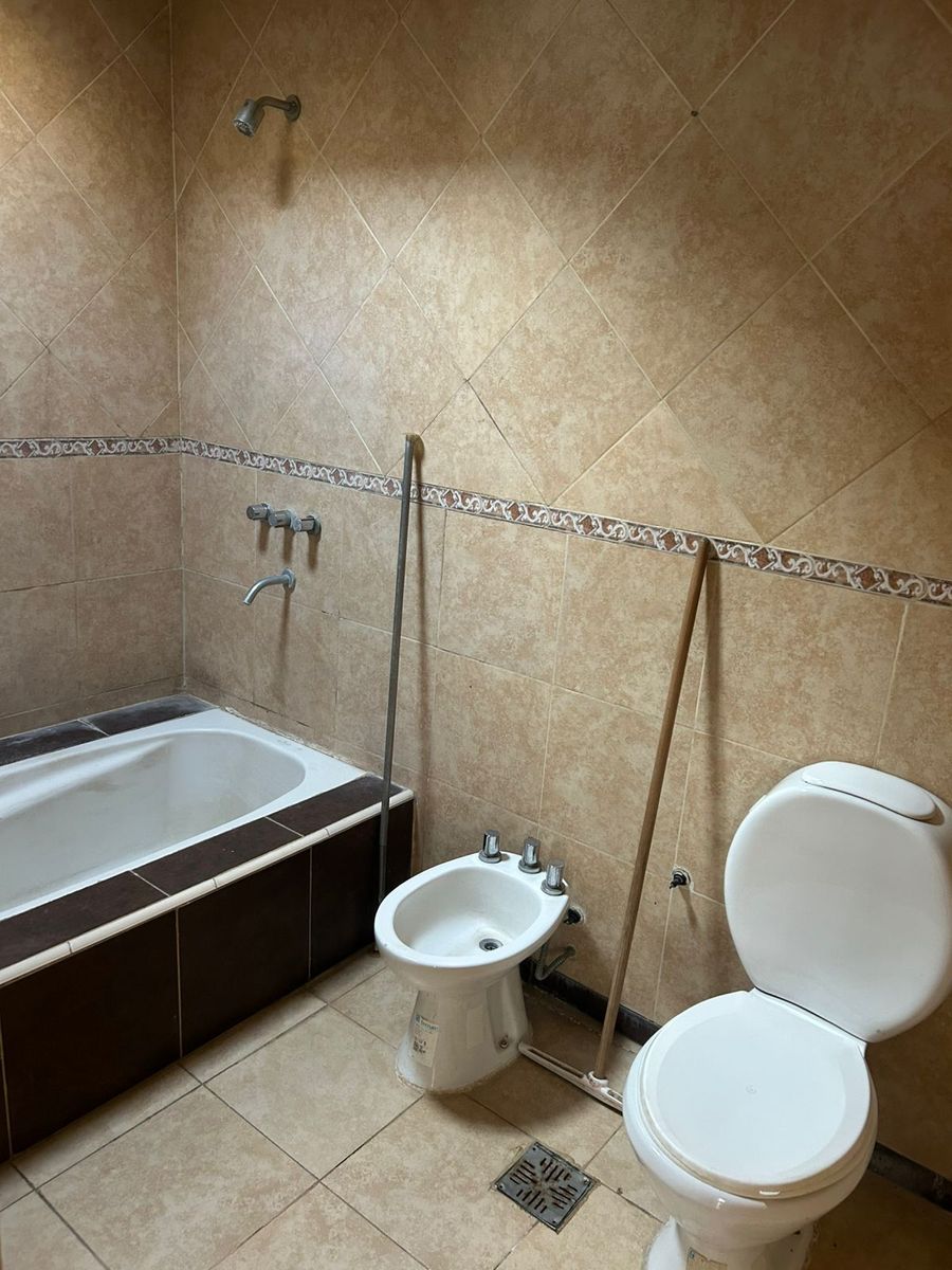 EXCELENTE CASA EN VENTA EN SANTA CATALINA HOLMBERG - 2
