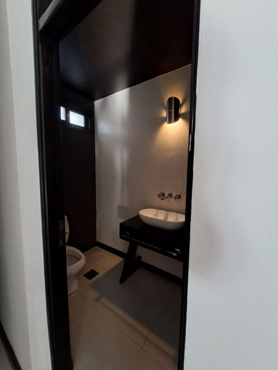 CASA EN VENTA BARRIO GOLF - 4