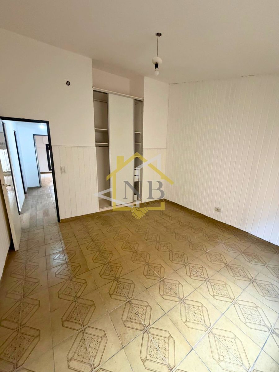 CASA DE 3 DORMITORIOS EN ALQUILER EN CALLE GENERAL BUSTOS 700 - 5