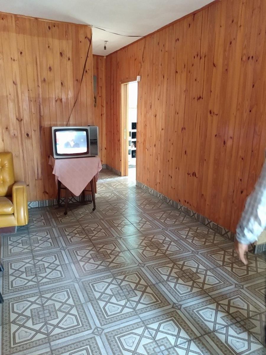 CASA 3 AMBIENTES CON ENTRADA PARA AUTO BERAZATEGUI — foto 2