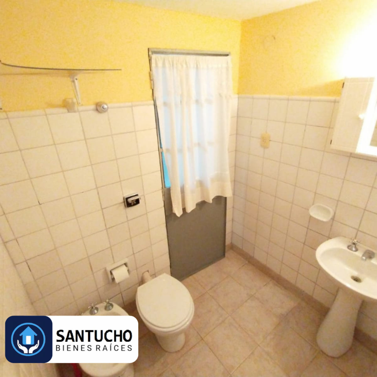 ATENCIÓN/ IMPORTANTE PROPIEDAD EN VENTA: CASA QUINTA PRINCIPAL + CASA SECUNDARIA + GALPÓN + 7 HCT. PARA LA SIEMBRA - 29