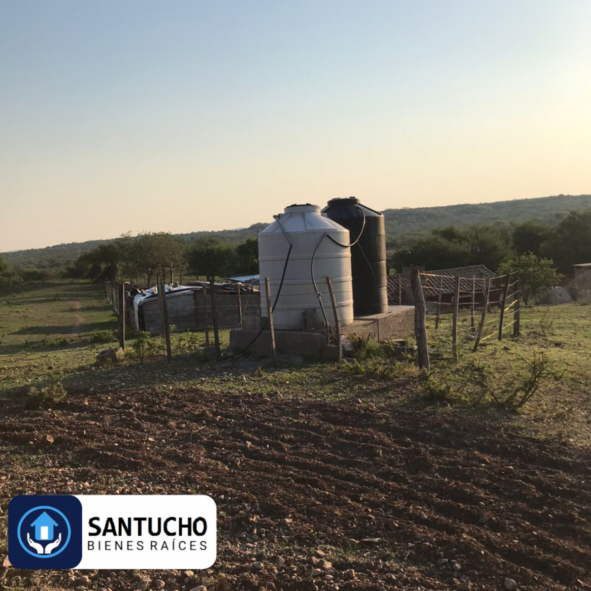 ATENCIÓN/ CAMPO EN VENTA: CASA PRINCIPAL + GALPÓN + 18 HAS - 36