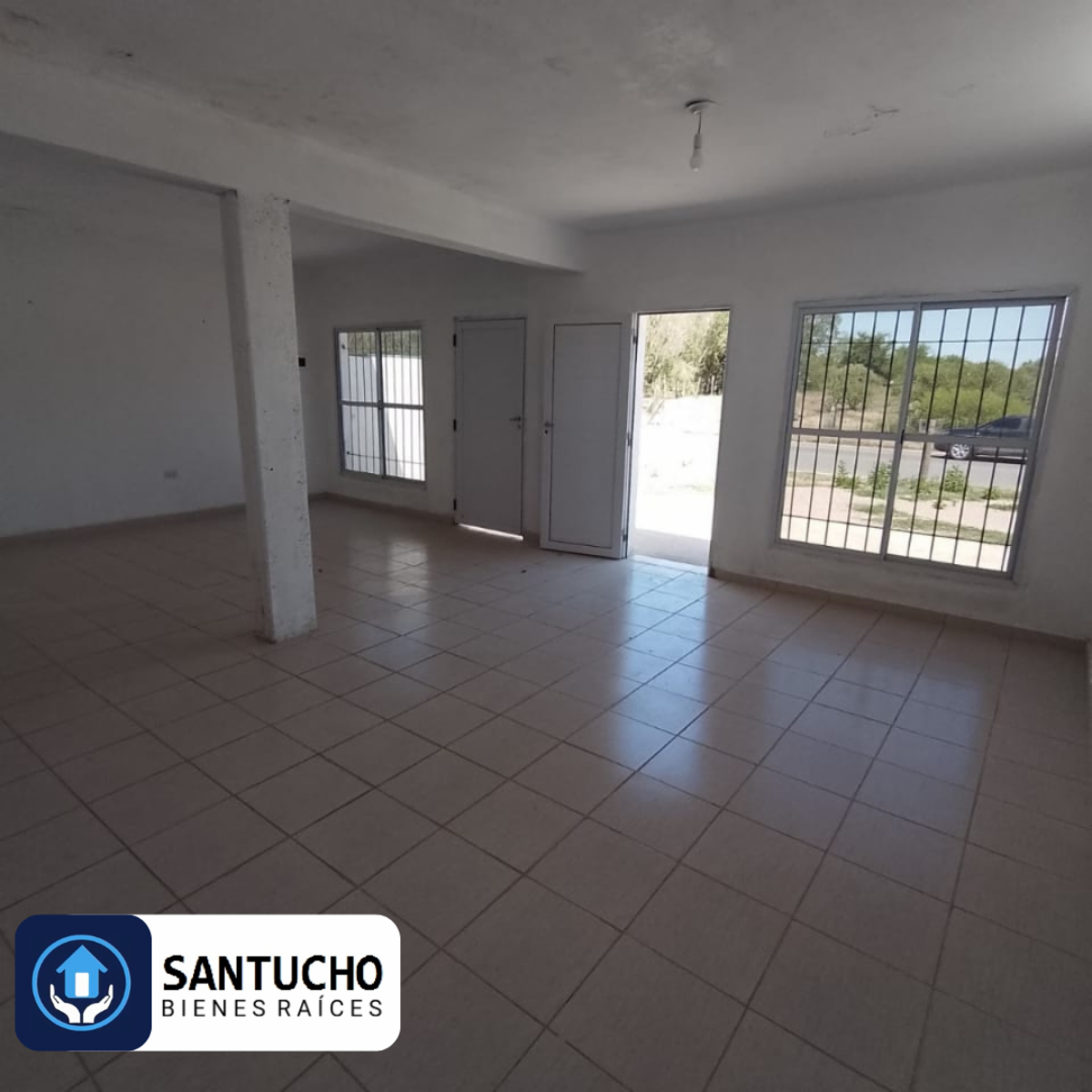 ATENCIÓN/ PROPIEDAD EN VENTA: LOCAL COMERCIAL + DPTO N°1 - 5