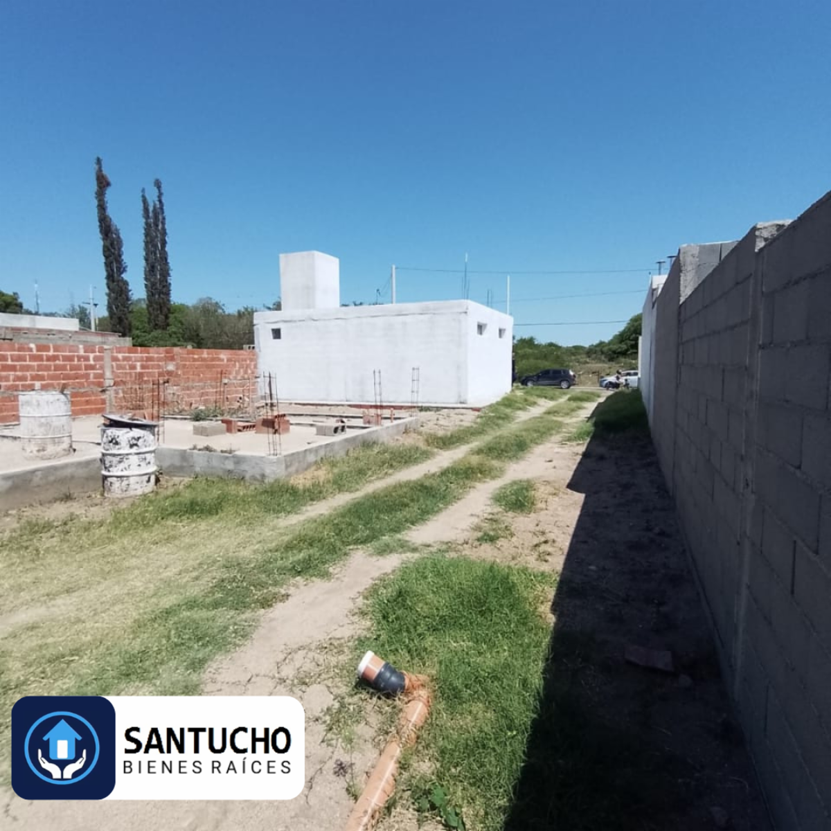 ATENCIÓN/ PROPIEDAD EN VENTA: LOCAL COMERCIAL + DPTO N°1 - 17