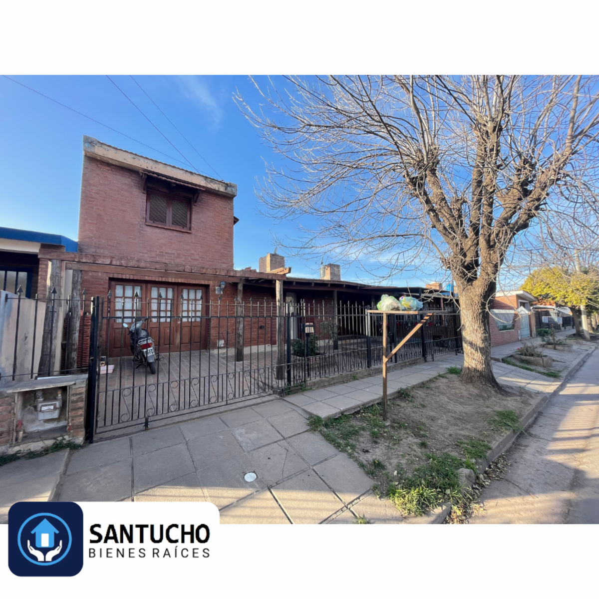 PROPIEDAD EN VENTA: CASA DE DOS PLANTAS — foto 5