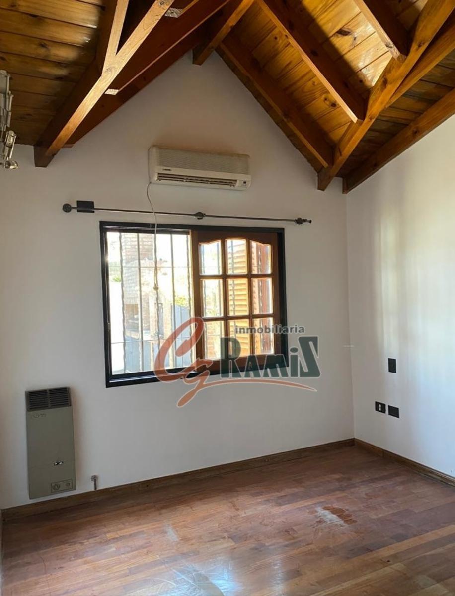 impecable chalet en venta esquina Virgen de la Guardia y Paisandu Ituzaingo Norte — foto 6