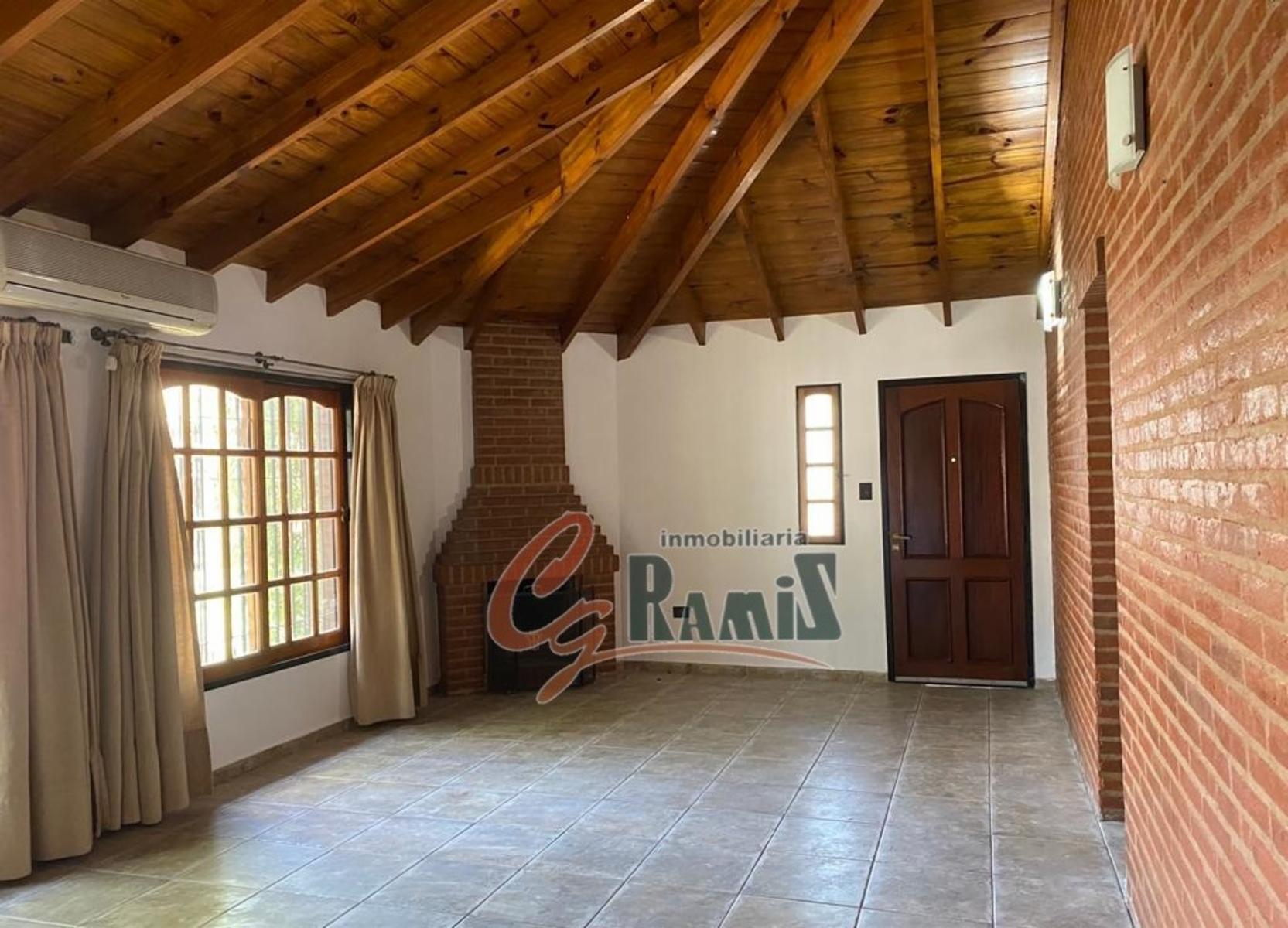 impecable chalet en venta esquina Virgen de la Guardia y Paisandu Ituzaingo Norte — foto 13
