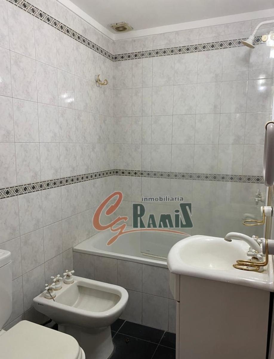 impecable chalet en venta esquina Virgen de la Guardia y Paisandu Ituzaingo Norte — foto 15