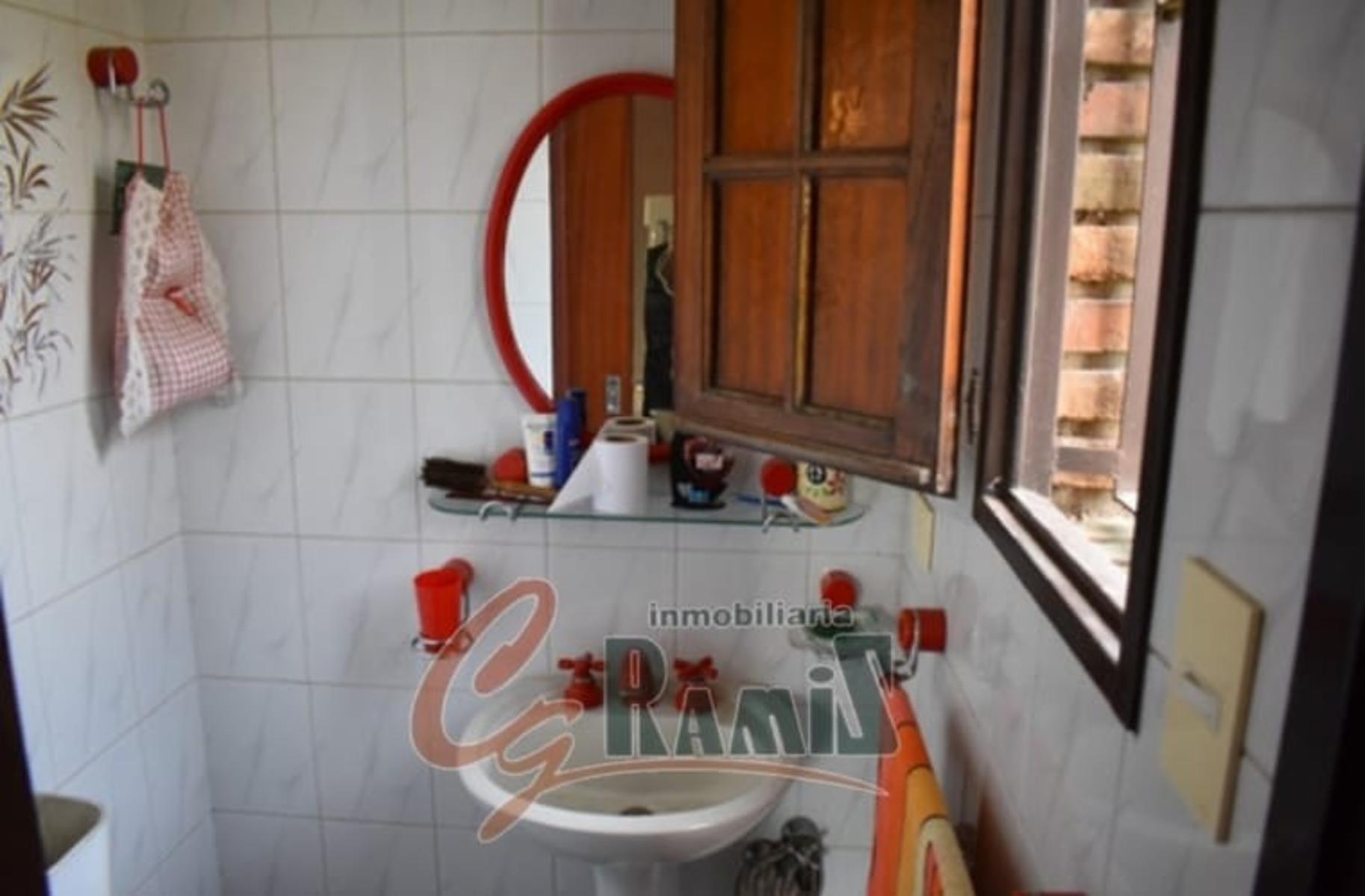 Casa 4 ambientes EN VENTA, lote 900m2, De las Cañoneras 200, Ituzaingó. — foto 8
