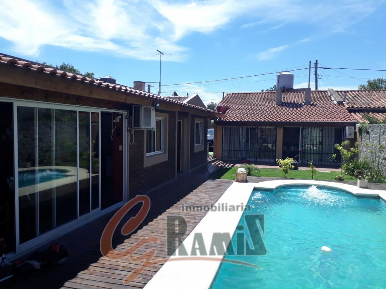 impecable Chalet En Venta, Otero 400 Ituzaingo.
