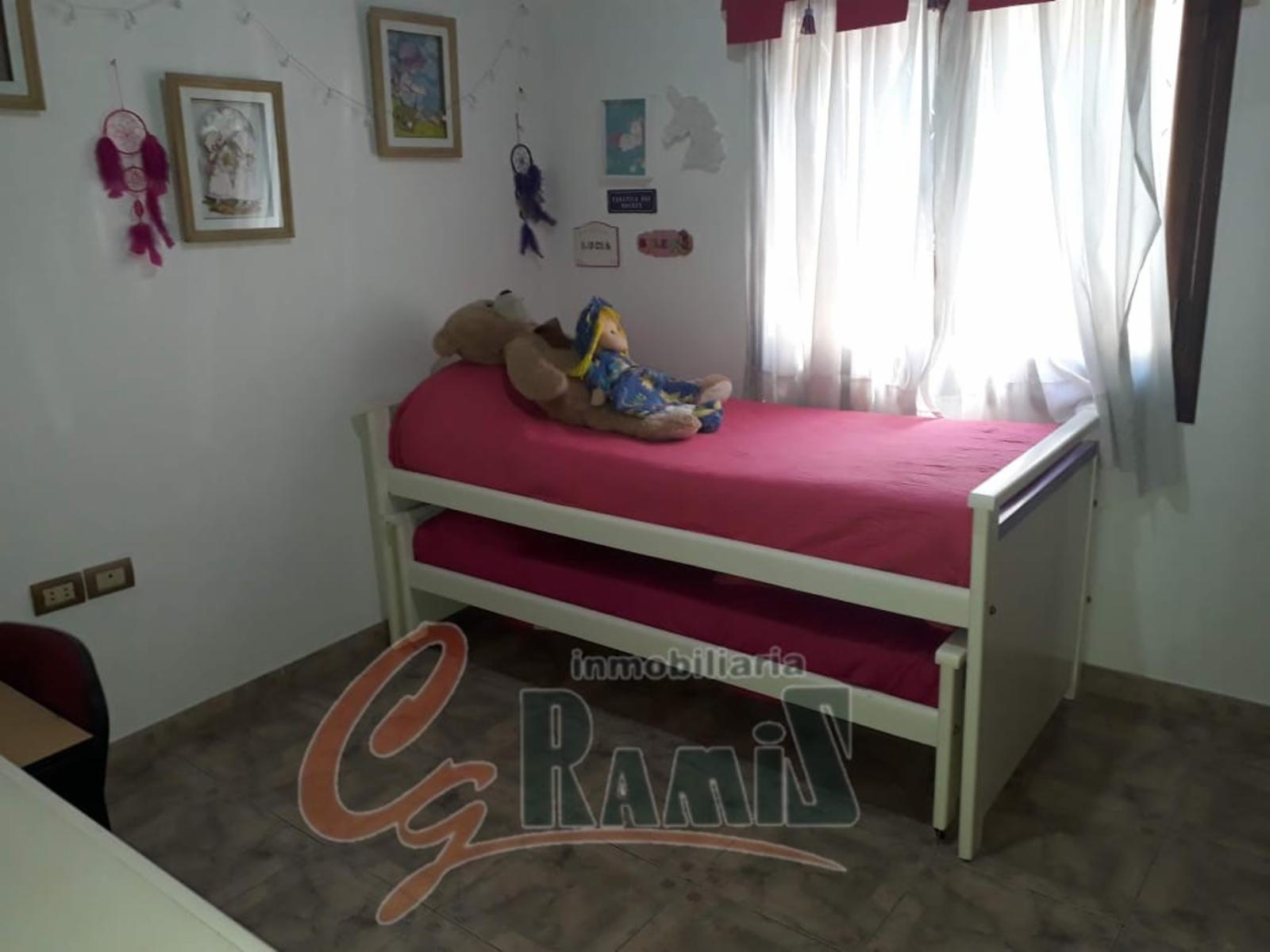 impecable Chalet En Venta, Otero 400 Ituzaingo. — foto 3