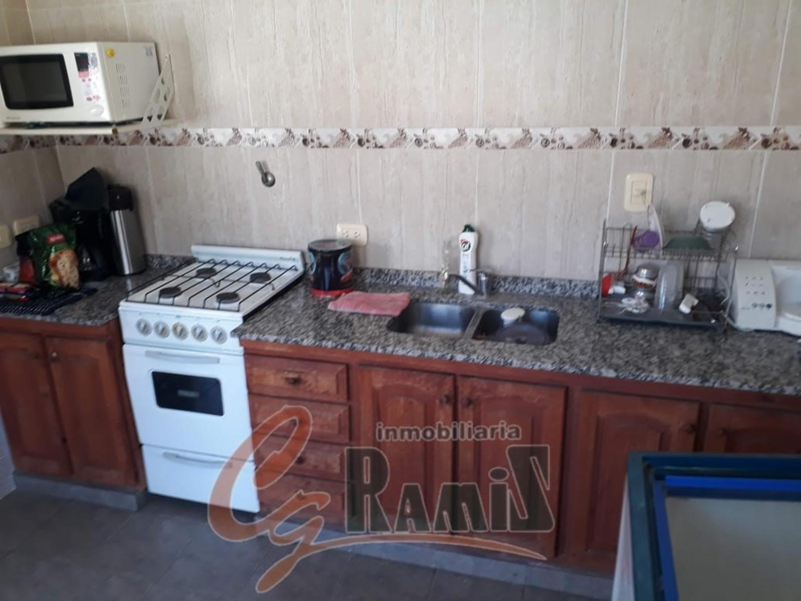 impecable Chalet En Venta, Otero 400 Ituzaingo. — foto 8