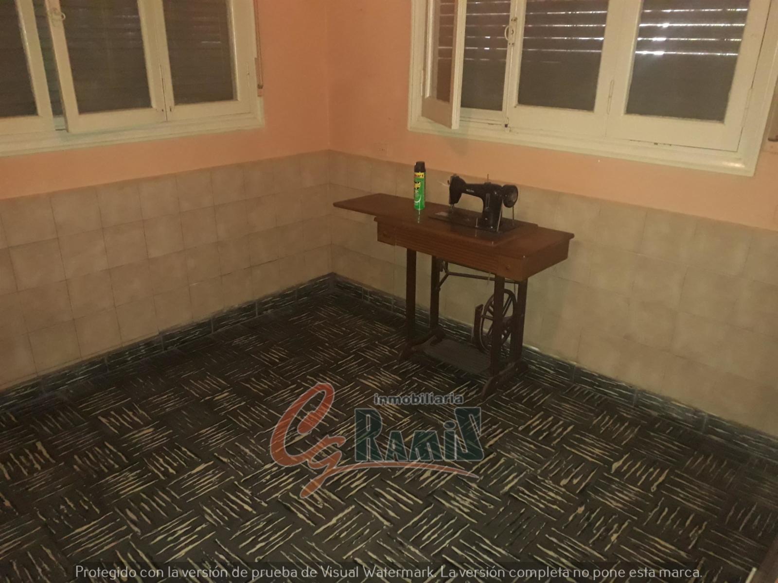 Casa En Venta Haro 1190, Ituzaingo. Oportunidad — foto 9