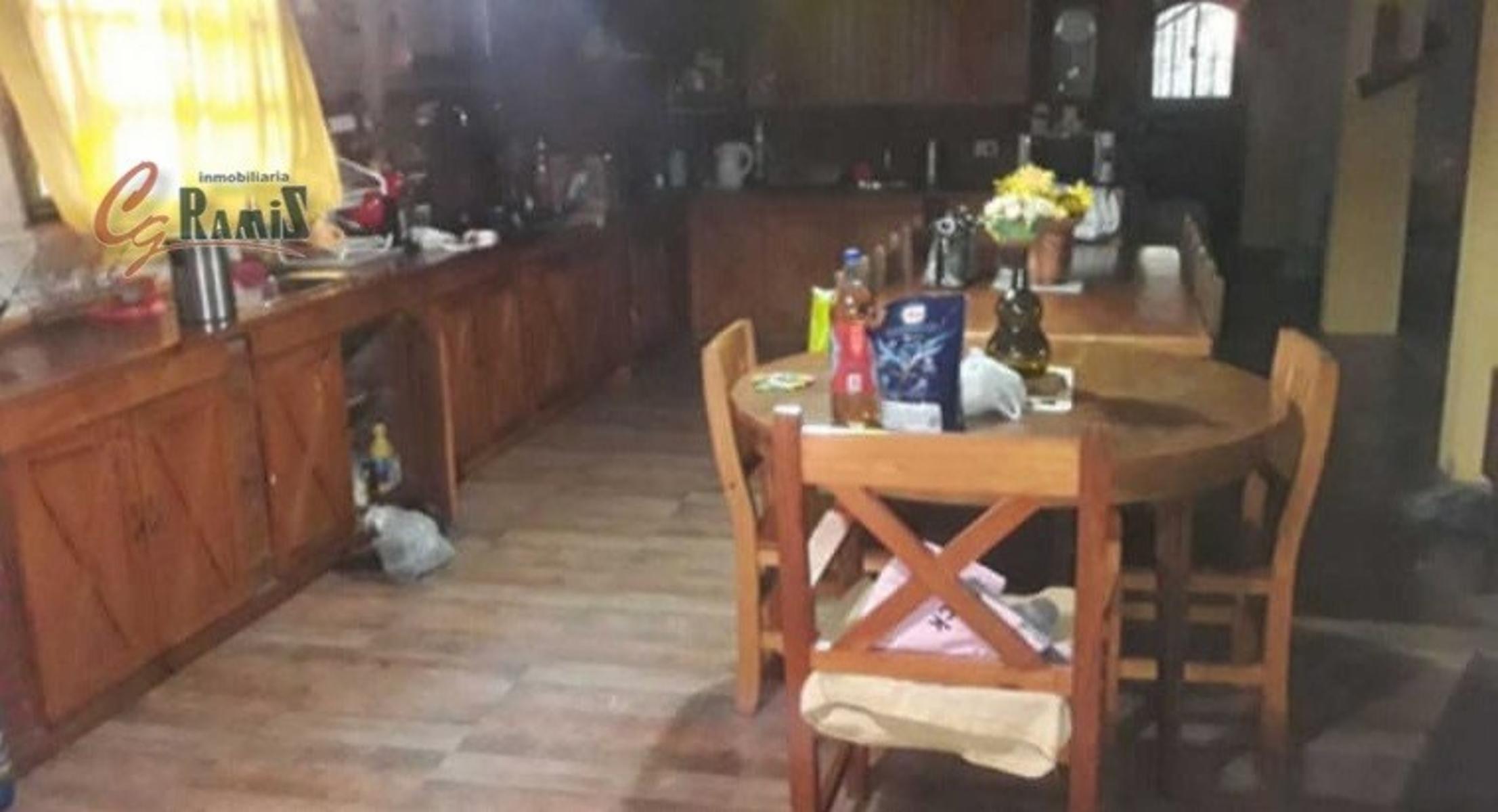 Casa Chalet En Venta Oribe 800, Ituzaingo — foto 6
