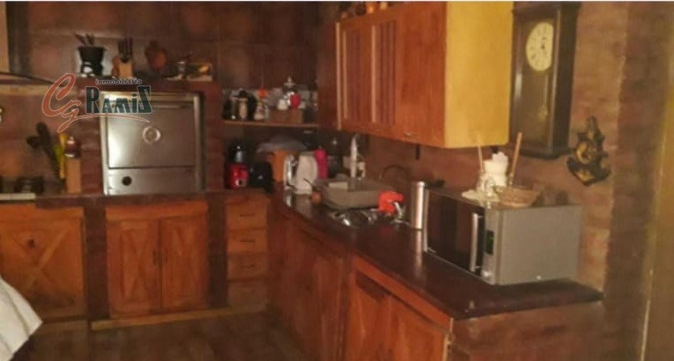 Casa Chalet En Venta Oribe 800, Ituzaingo — foto 7