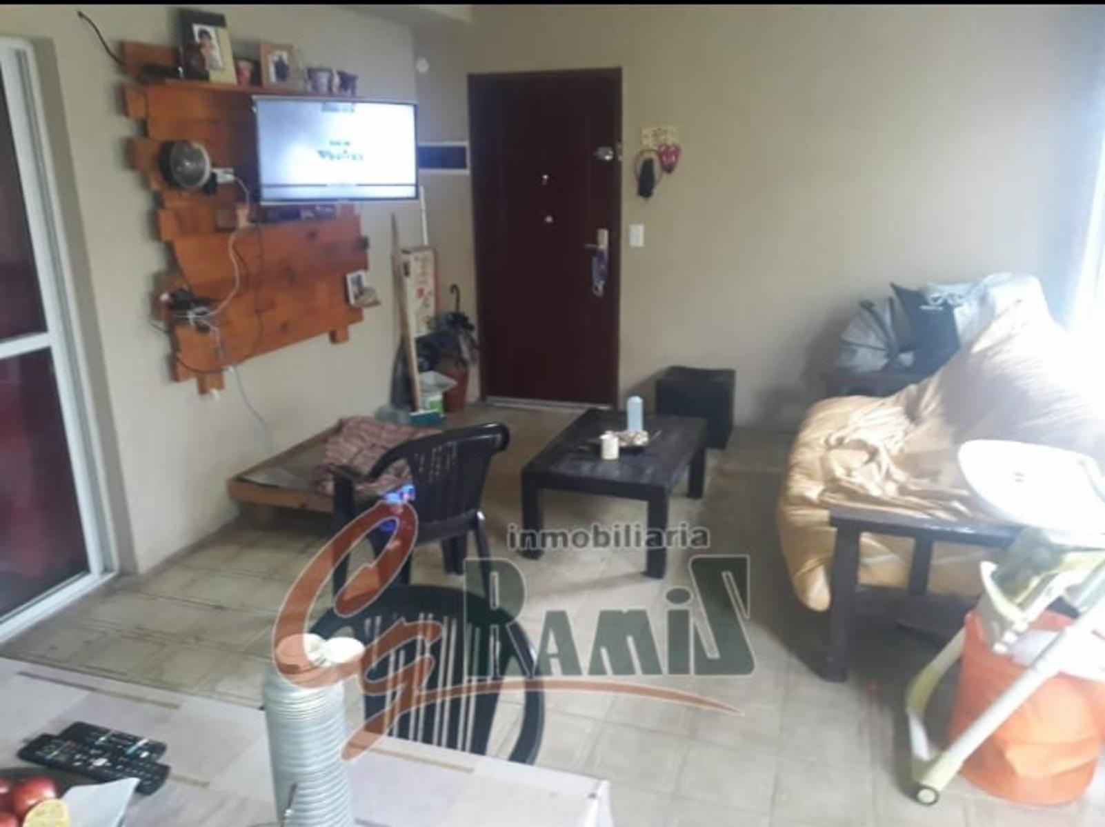 Casa + Departamento En Venta Saldan 1400 Ituzaingo — foto 8