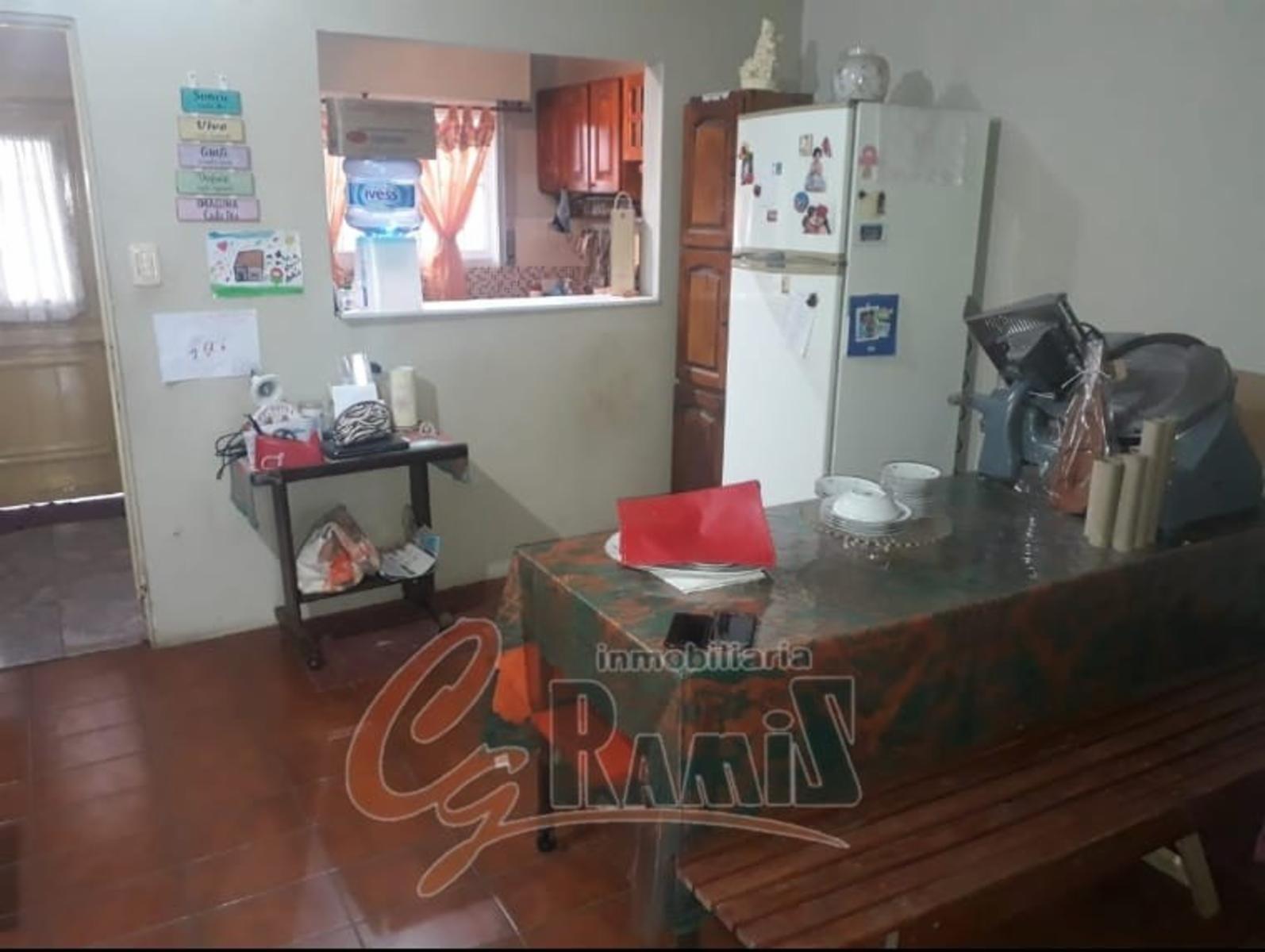Casa + Departamento En Venta Saldan 1400 Ituzaingo — foto 9
