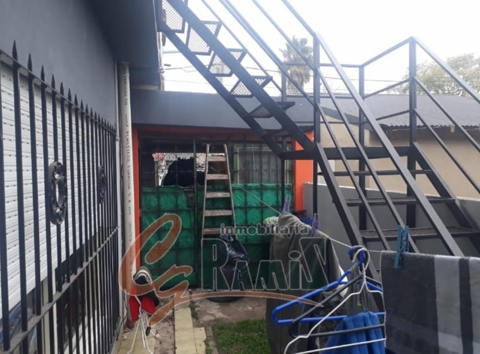 Casa + Departamento En Venta Saldan 1400 Ituzaingo — foto 14