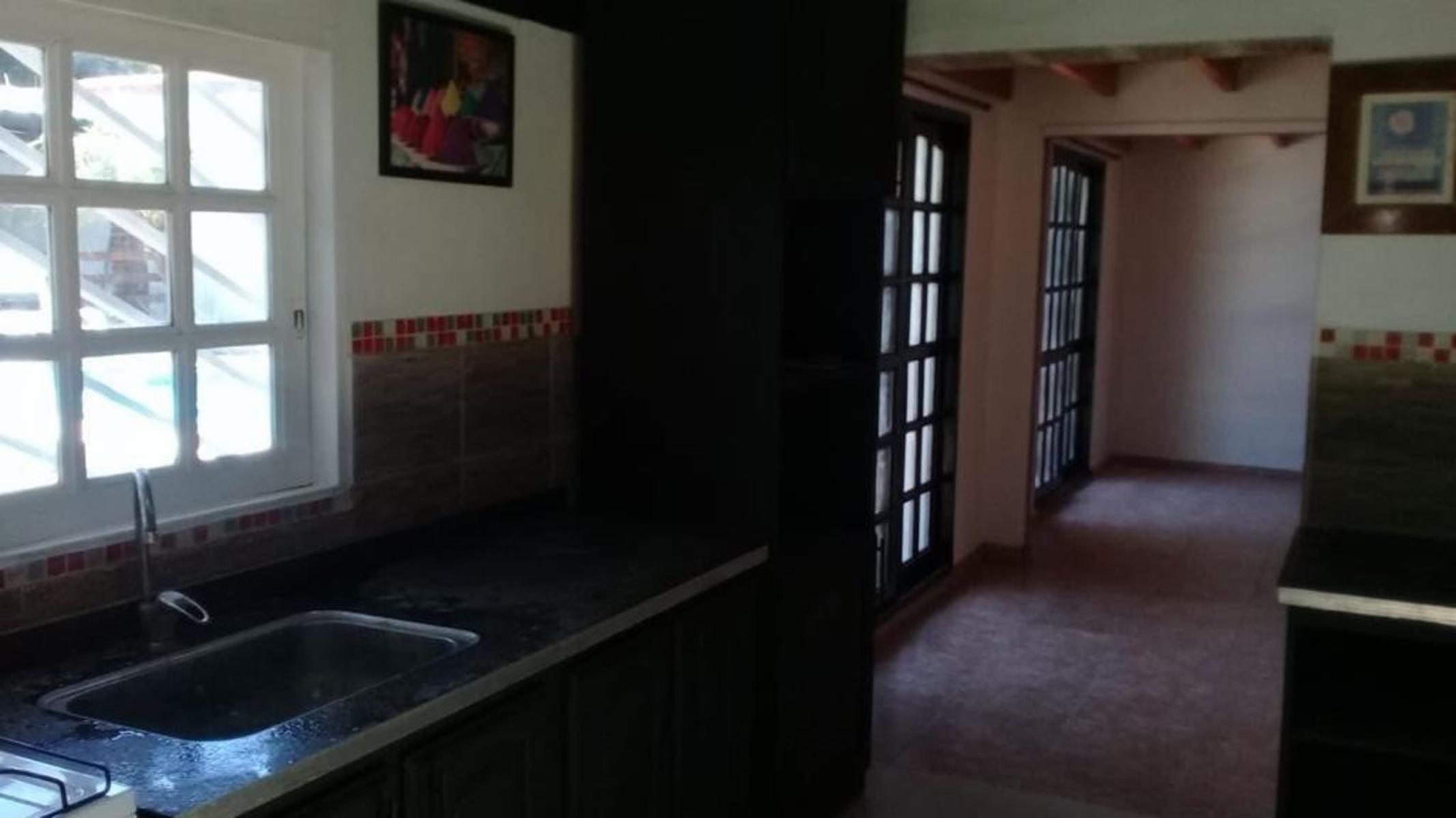 Casa Chalet EN VENTA, Rangugni 2800, Ituzaingó. Escucha oferta — foto 2