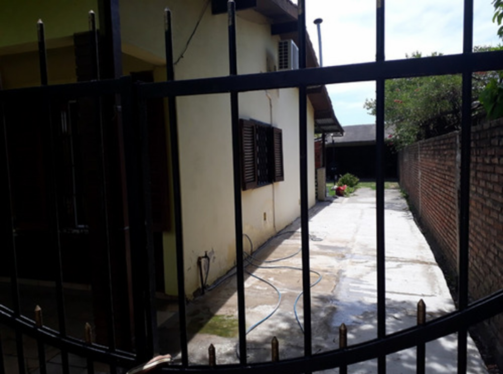 Casa En Venta Bruselas Al 600 Ituzaingo — foto 2