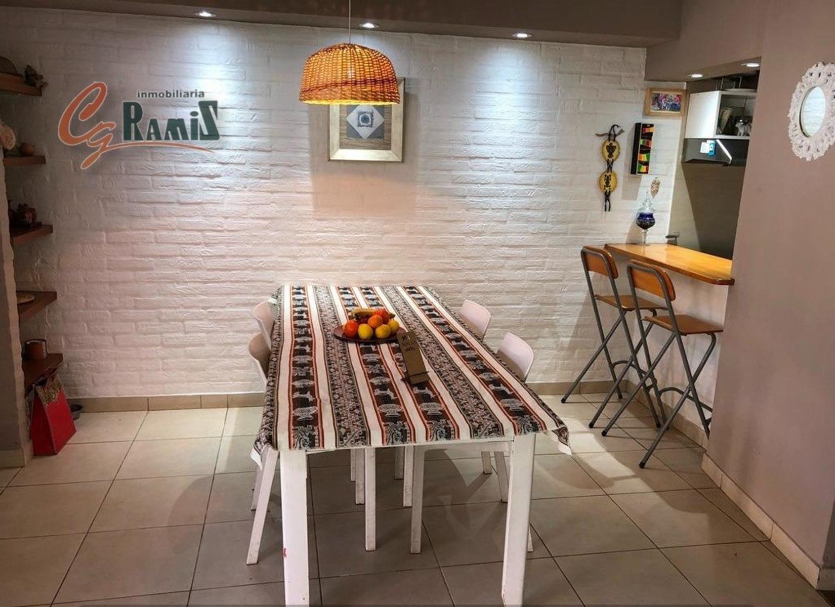 Casa En Venta Udaondo 3800 Parque Leloir Ituzaingo. Permuta — foto 4