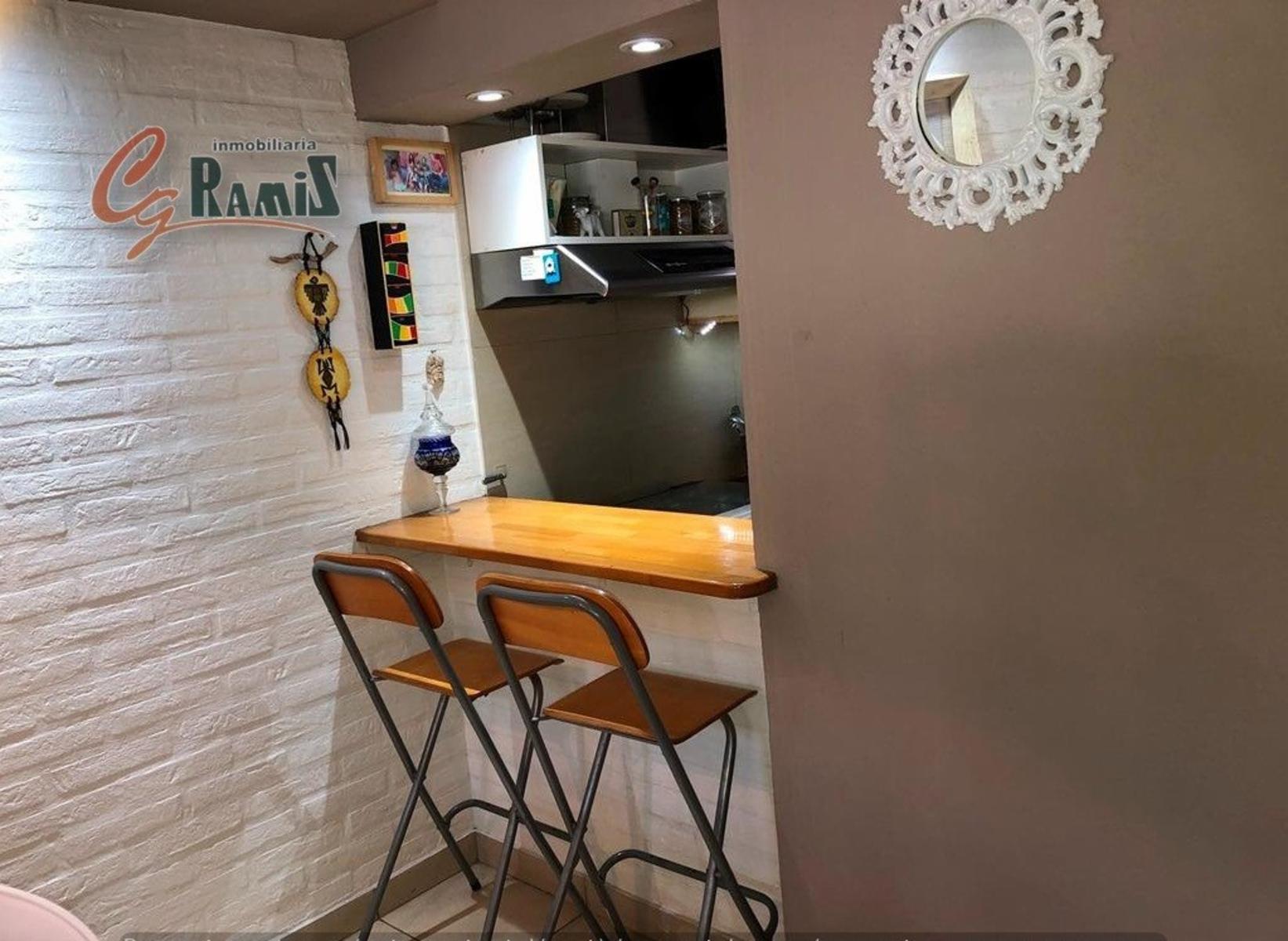 Casa En Venta Udaondo 3800 Parque Leloir Ituzaingo. Permuta — foto 5