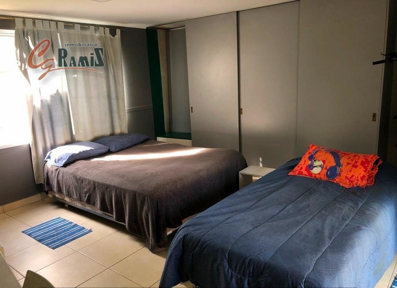 Casa En Venta Udaondo 3800 Parque Leloir Ituzaingo. Permuta — foto 12