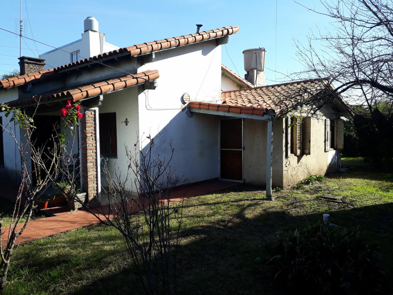 Casa Chalet En Venta Lote 20x25 Los Aztecas 4900 Hurlingham