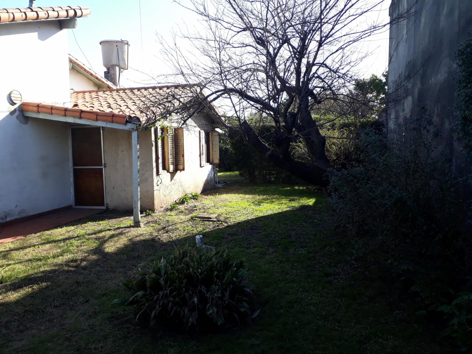 Casa Chalet En Venta Lote 20x25 Los Aztecas 4900 Hurlingham — foto 4