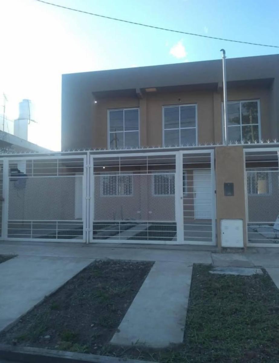 Emprendimiento Duplex En Venta Belen 400 Ituzaingo