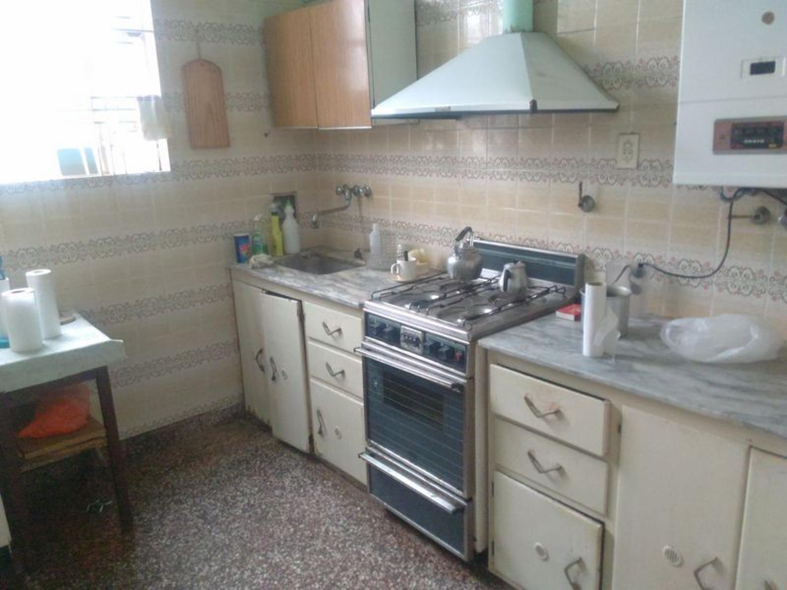 Casa Con Local Lezica 2700, San Justo Retasado, Oportunidad — foto 4