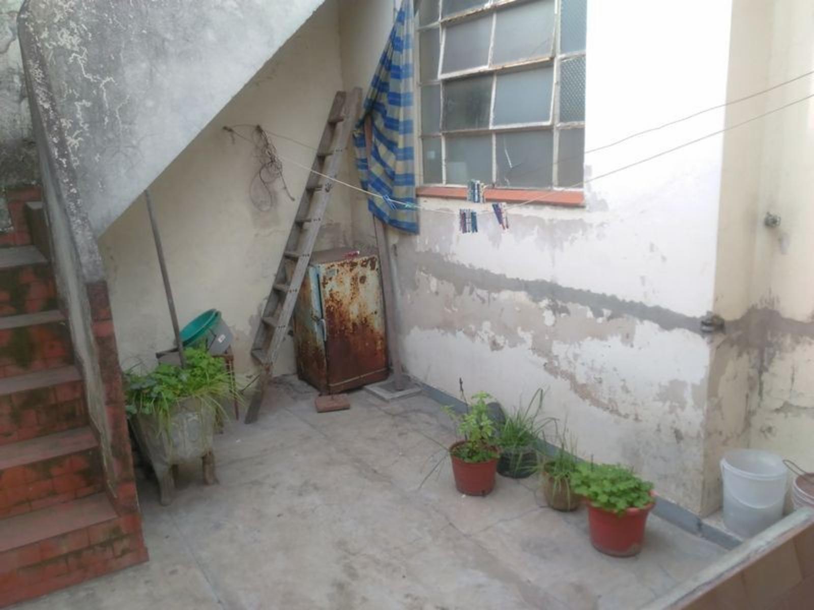 Casa Con Local Lezica 2700, San Justo Retasado, Oportunidad — foto 11