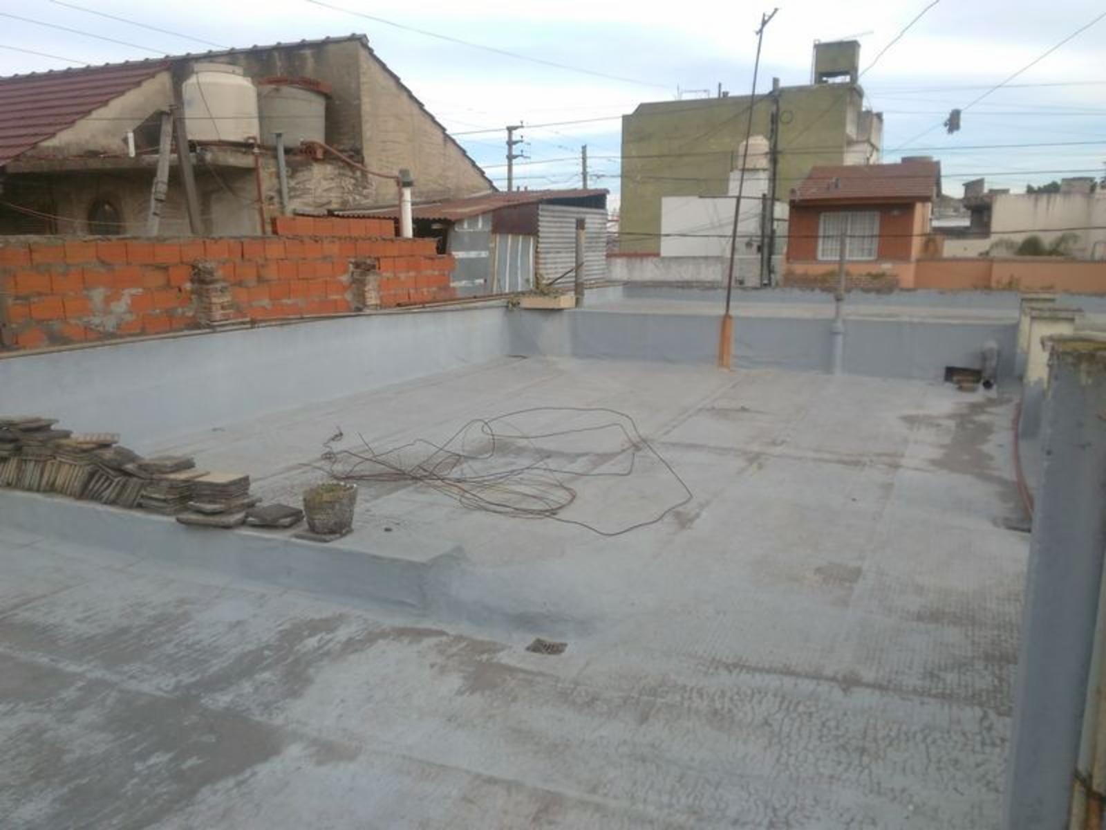Casa Con Local Lezica 2700, San Justo Retasado, Oportunidad — foto 12