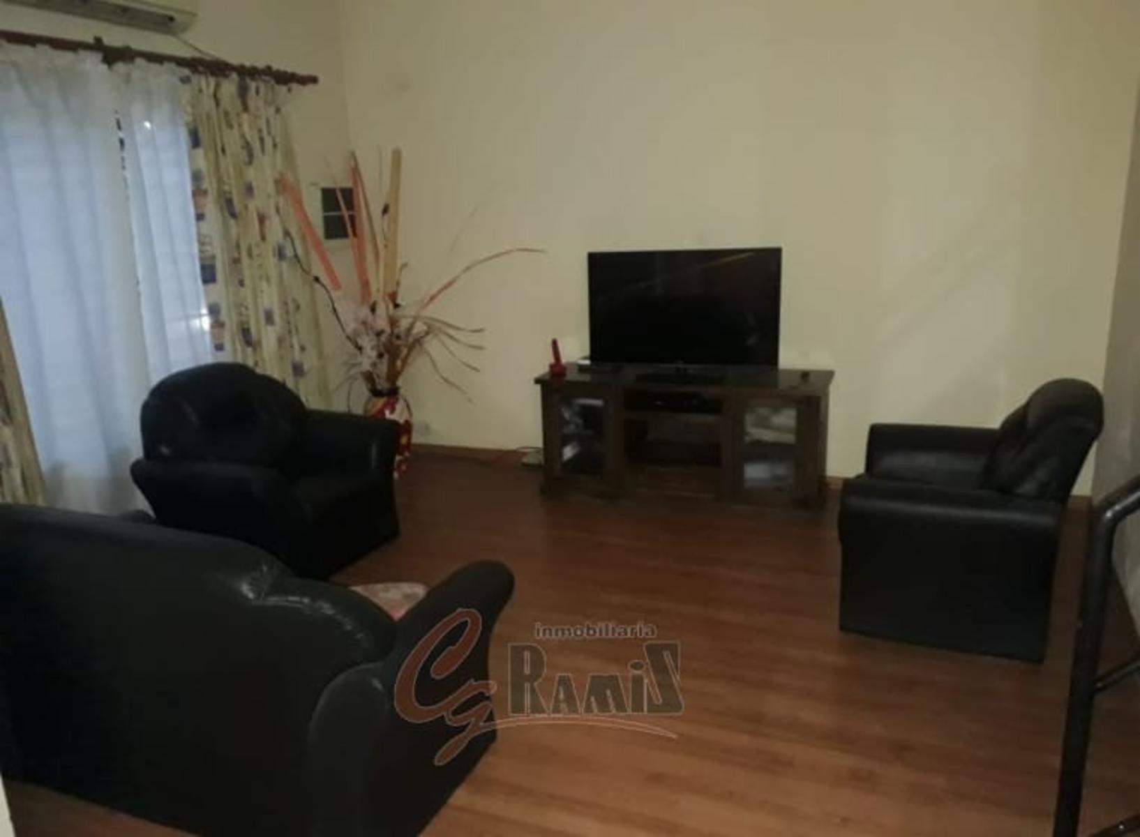 Venta Casa 2 Plantas + Departament Pa. Saldan 2200 Ituzaingo — foto 2