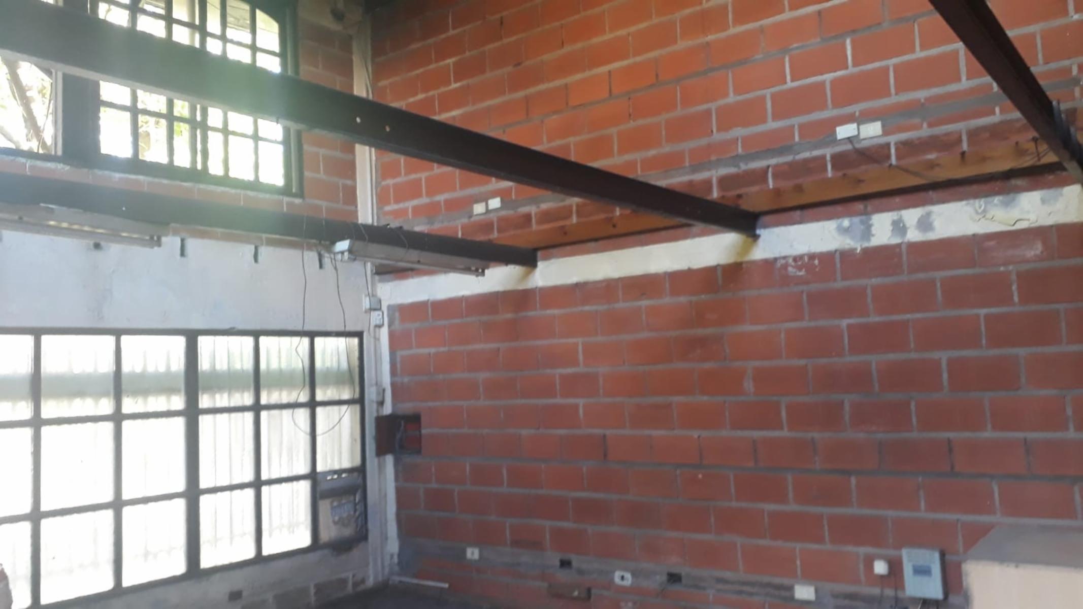 Galpón en venta 375m2 totales, Gral Martinez 1600, Ituzaingó — foto 14
