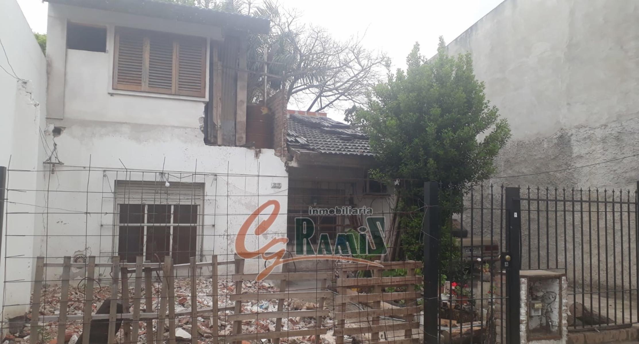 Casa En Venta Sobre Lote 228m2, Luis Domínguez 3019, Castelar, Ideal Inversor — foto 4
