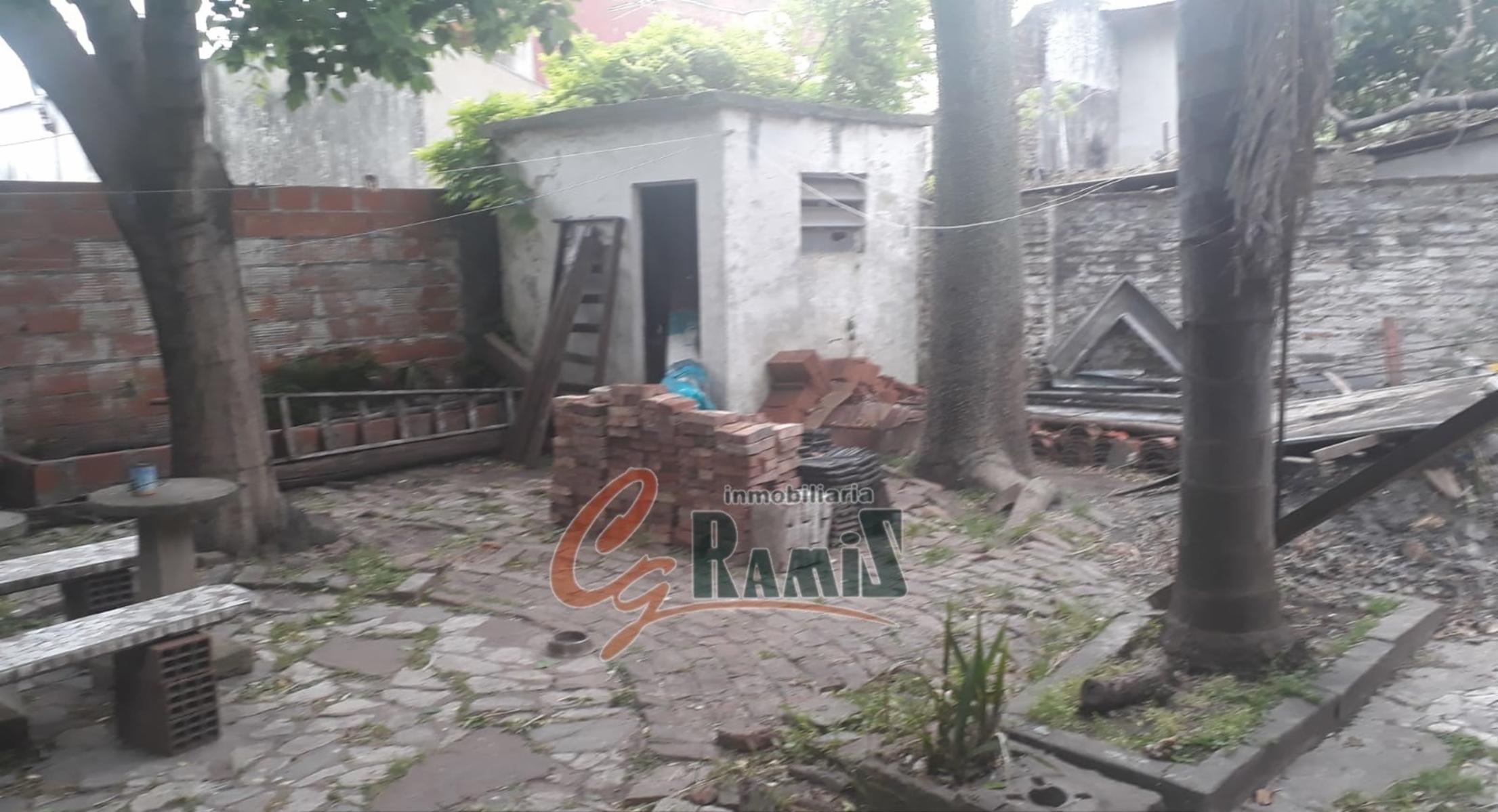 Casa En Venta Sobre Lote 228m2, Luis Domínguez 3019, Castelar, Ideal Inversor — foto 9