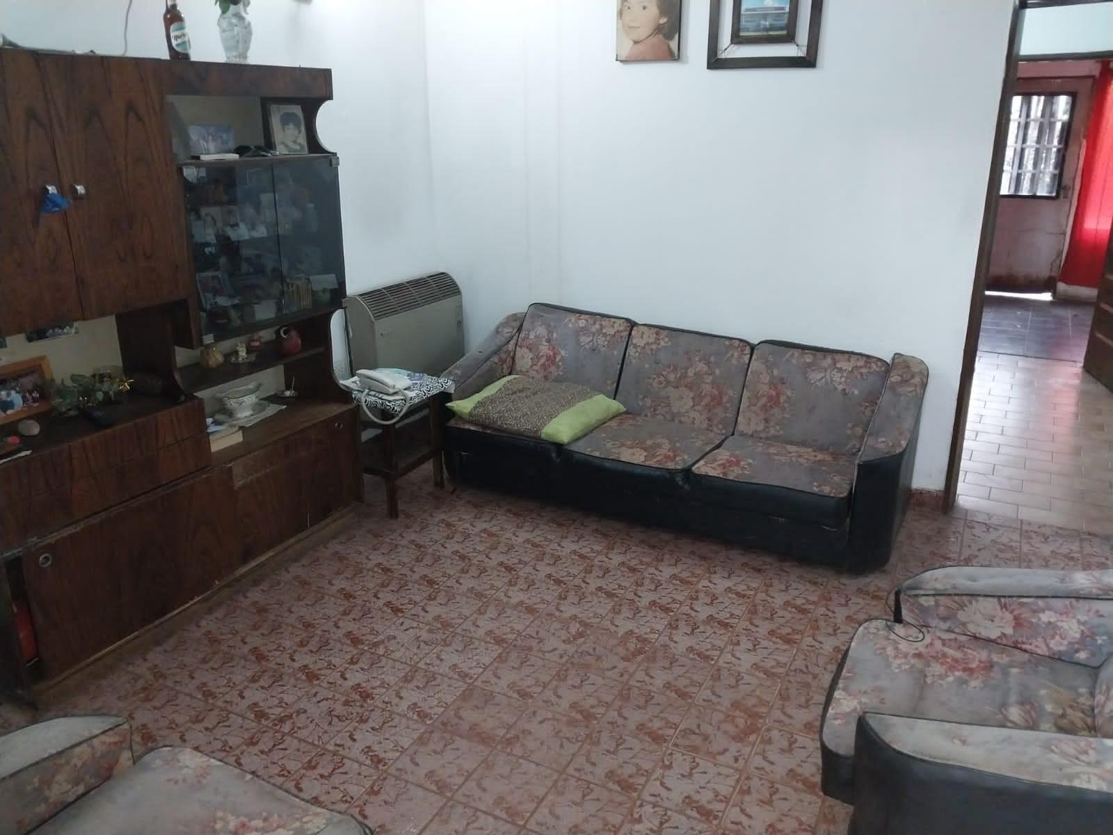 CASA EN VENTA ZARATE 1956 ITUZAINGO NORTE