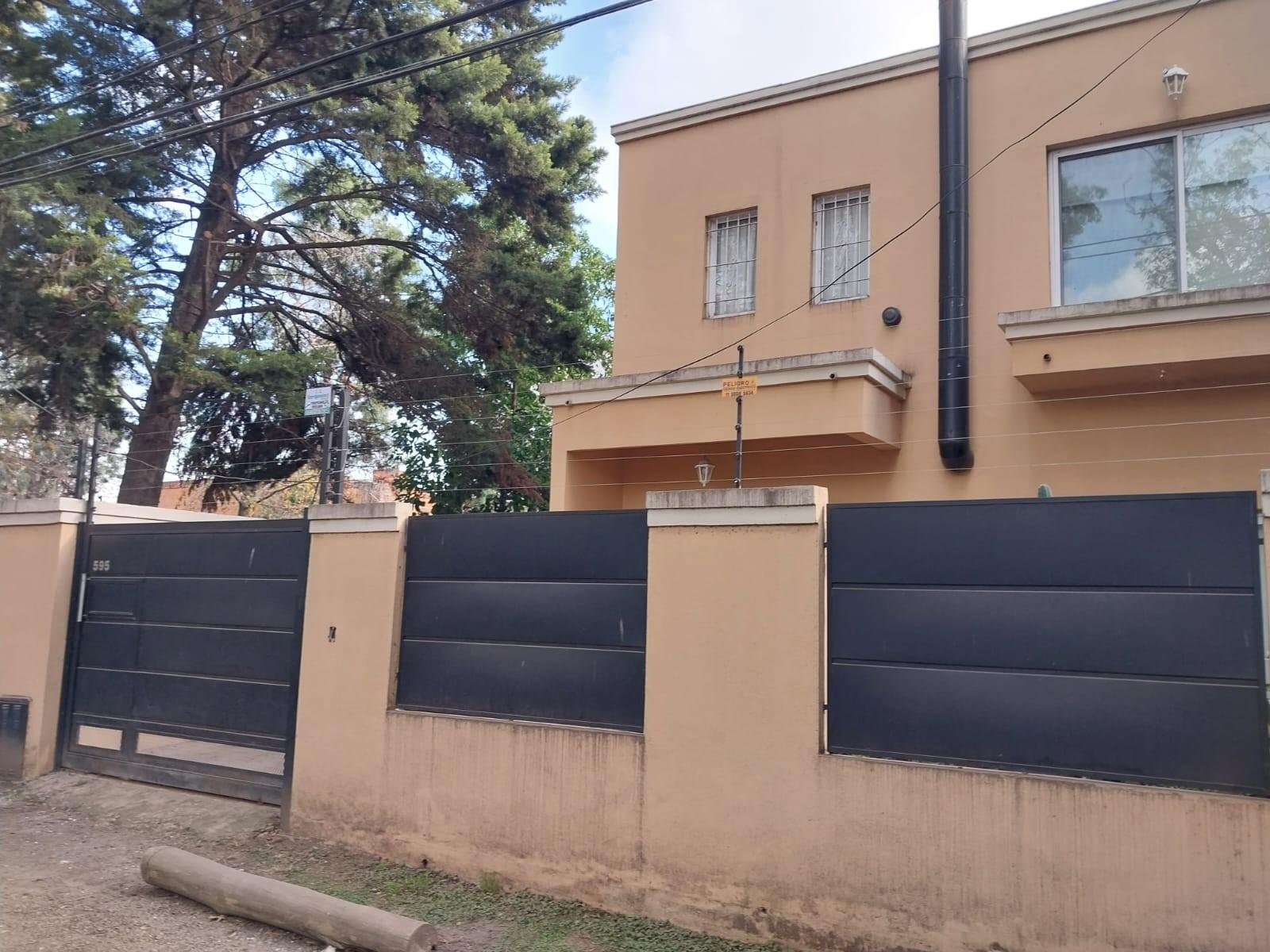 CASA EN VENTA,DEL PRETAL 595, VILLA UDAONDO (ITUZAINGÓ NORTE)