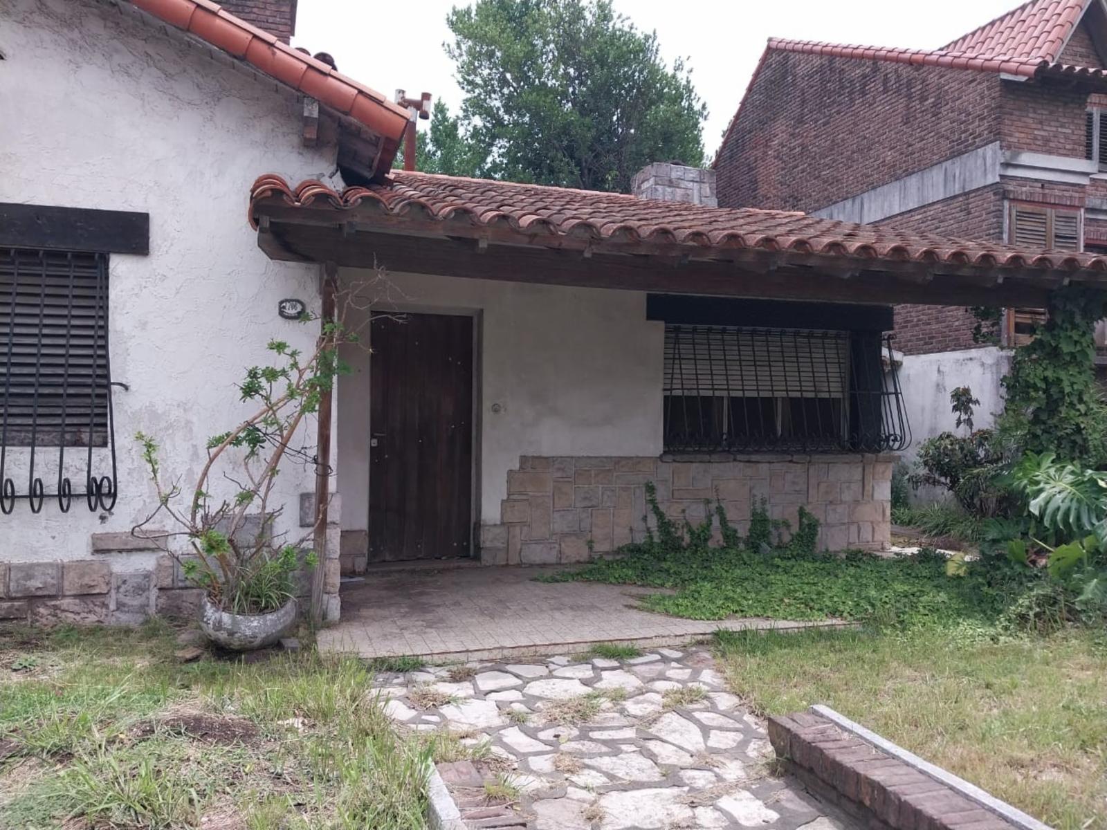Propiedad + lote en alquiler, Av. Santa Rosa 1700, Ituzaingó. Excelente oportunidad para emprendimiento comercial. - 2
